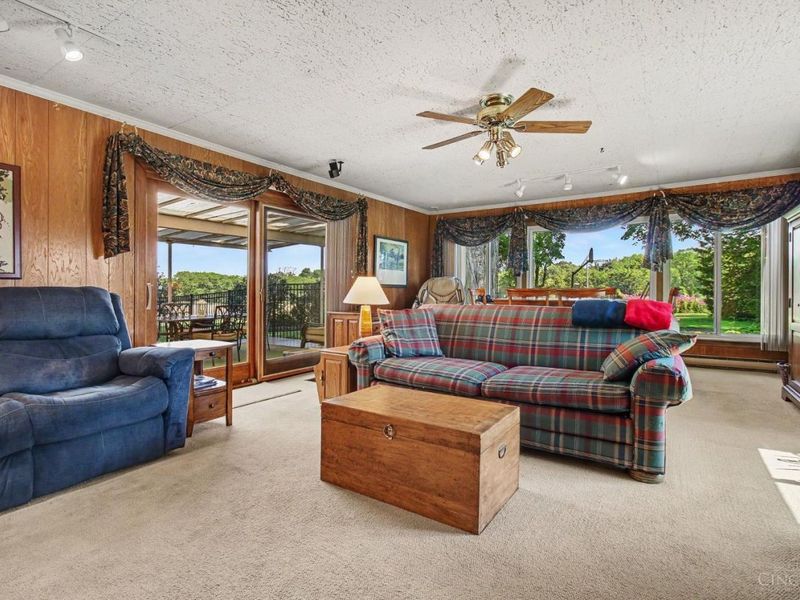 1862 E Fosters Maineville Road, Hamilton Twp, OH 45152 Photo 12