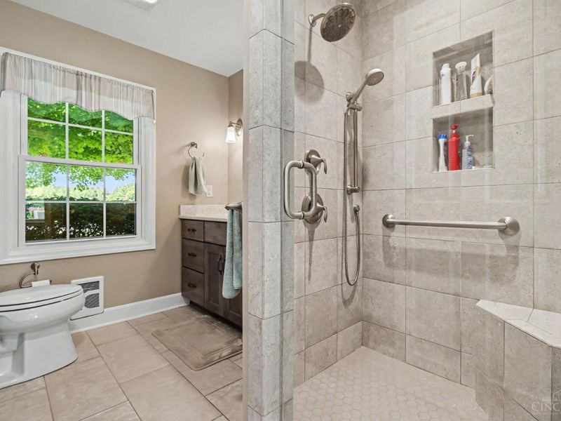1862 E Fosters Maineville Road, Hamilton Twp, OH 45152 Photo 17