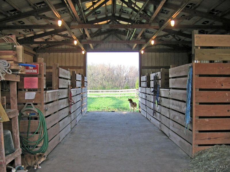 1862 E Fosters Maineville Road, Hamilton Twp, OH 45152 Photo 33