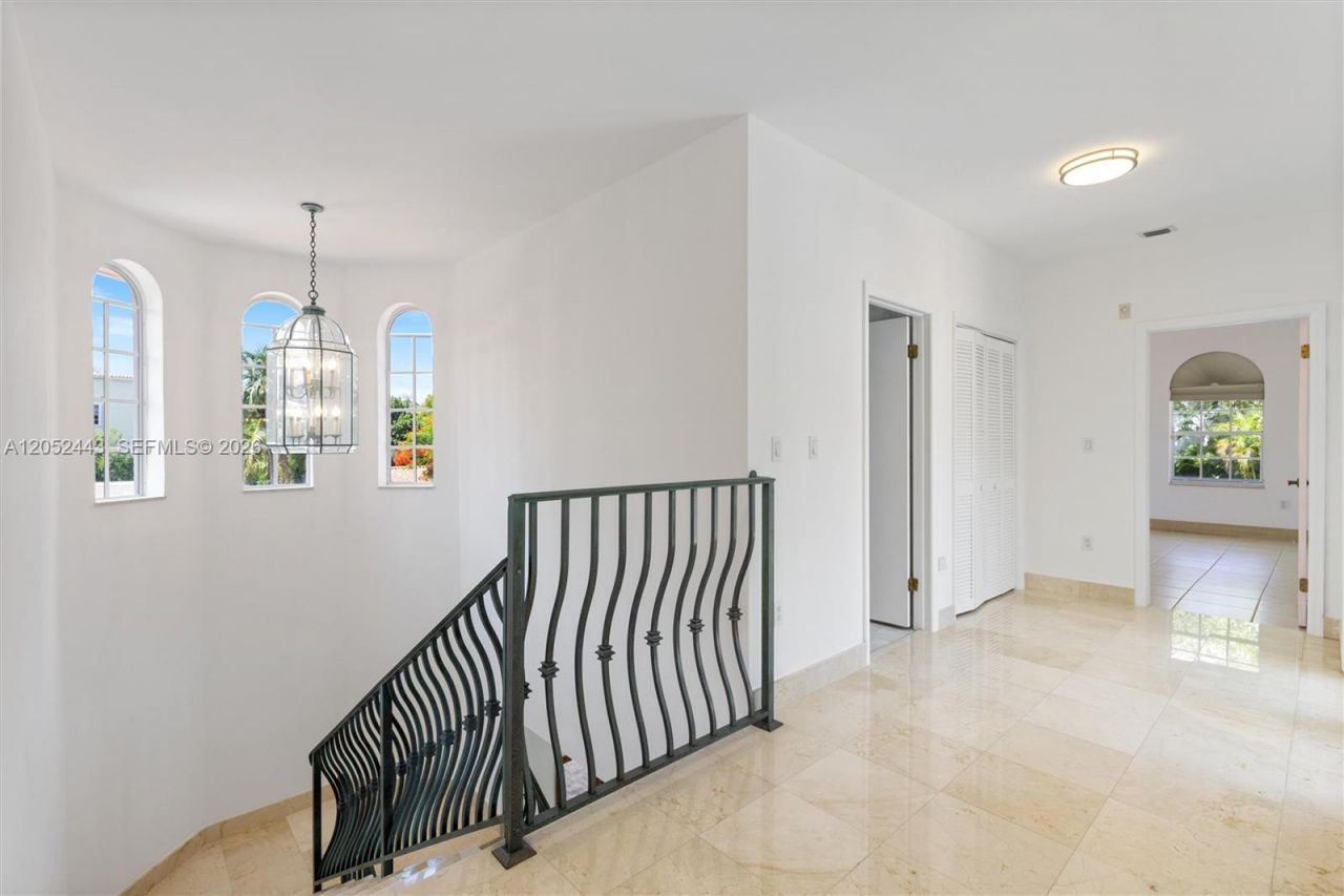 145 W Sunrise Ave , Coral Gables, FL 33133 Photo