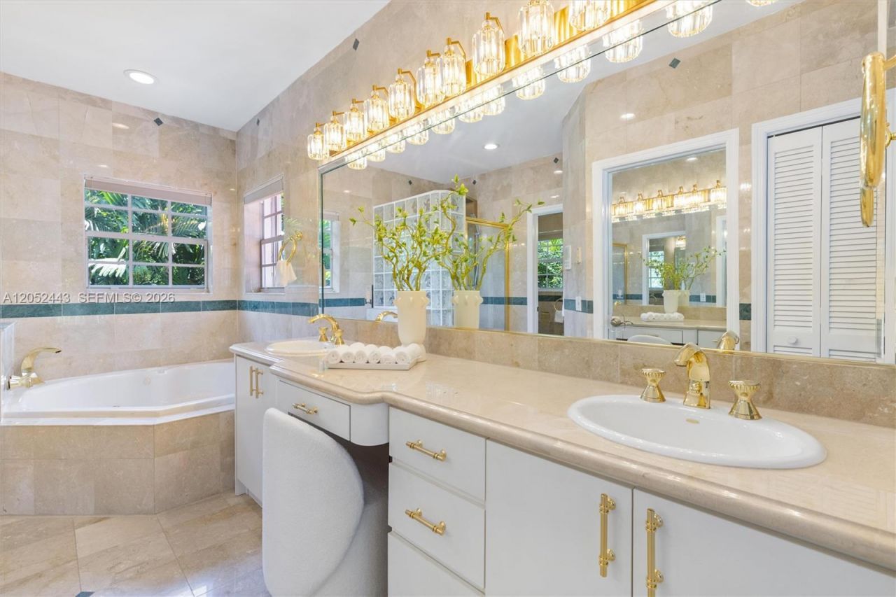 145 W Sunrise Ave , Coral Gables, FL 33133 Photo