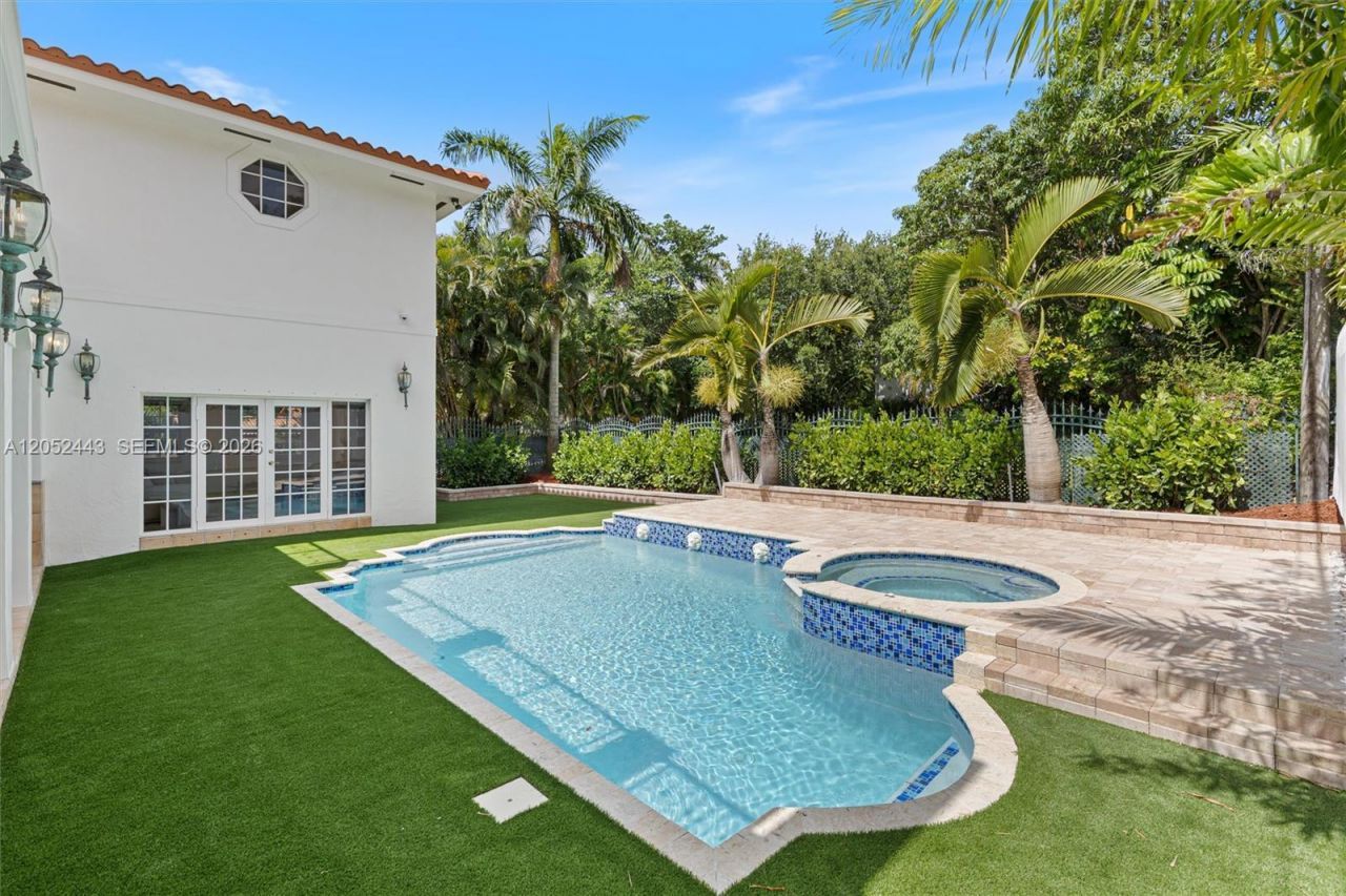 145 W Sunrise Ave , Coral Gables, FL 33133 Photo