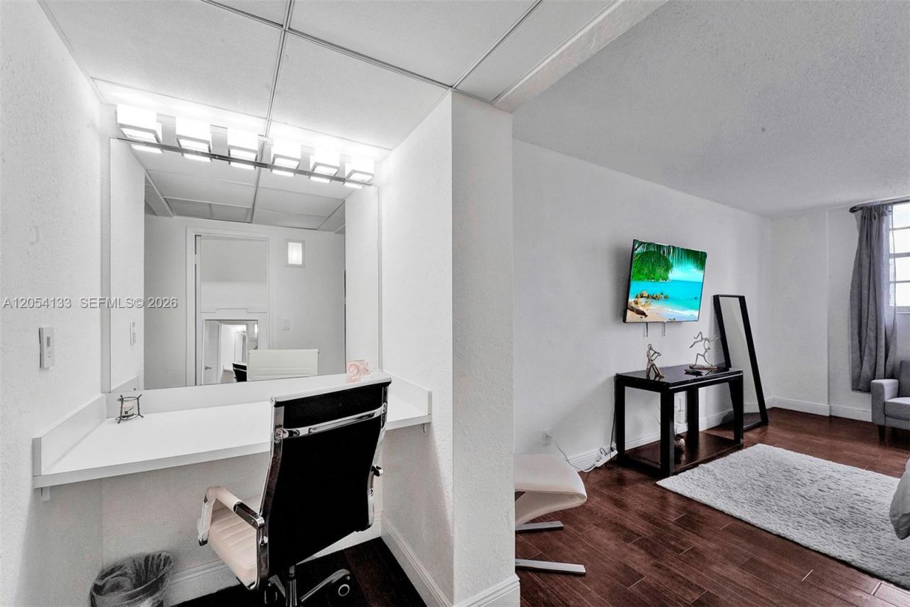 19370 Collins Ave , Unit 1001, Sunny Isles Beach, FL 33160 Photo