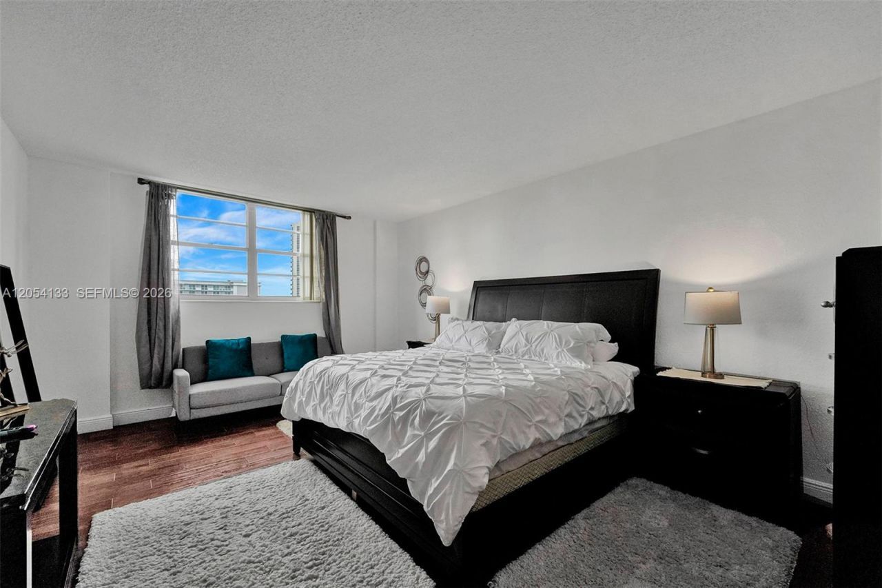 19370 Collins Ave , Unit 1001, Sunny Isles Beach, FL 33160 Photo