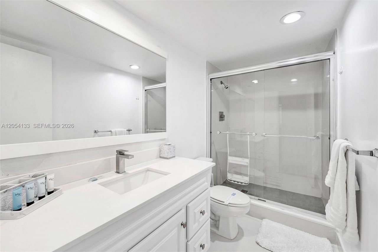 19370 Collins Ave , Unit 1001, Sunny Isles Beach, FL 33160 Photo