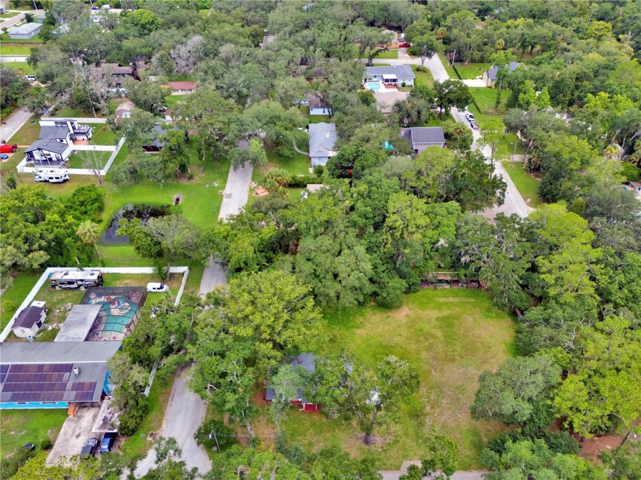 11916 Davis Road, Tampa, FL 33637 Photo