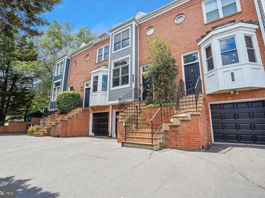 1904 N VEITCH STREET , ARLINGTON, VA 22201