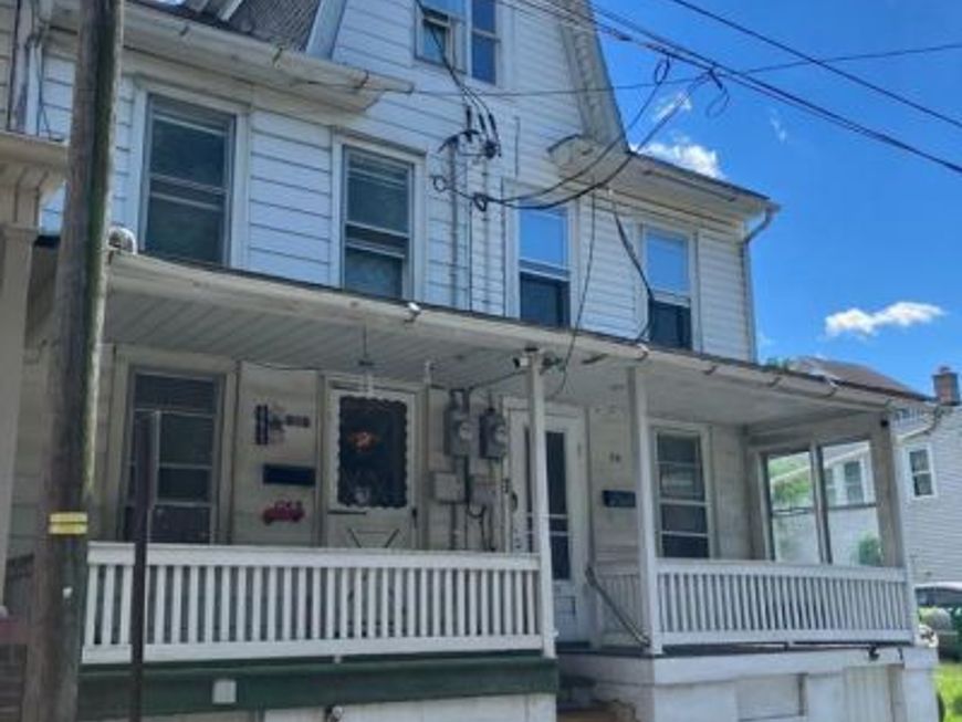 916 W Wood Street , Coal Township, PA 17866 Main Photo