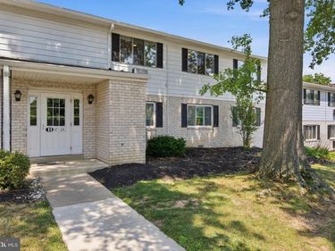 26 PARK AVENUE, Unit B20, CHALFONT, PA 18914