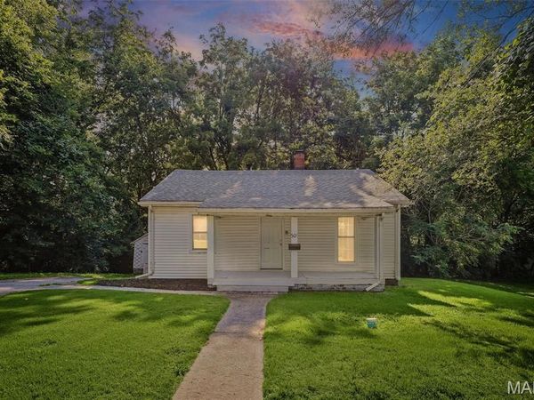 301 Lampert Street, Alton, IL 62002