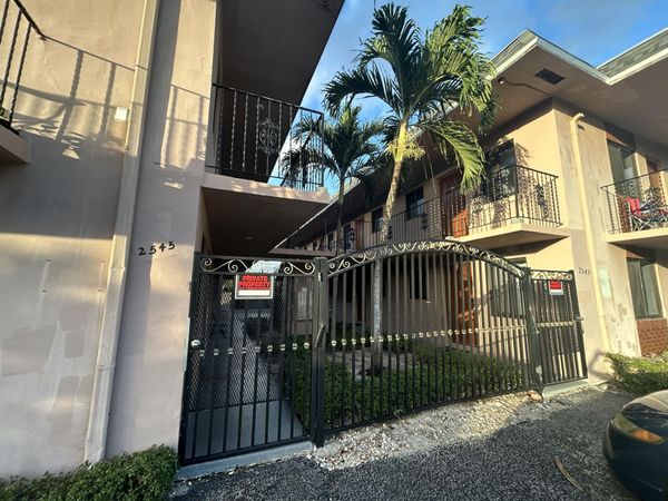 2545 Taft Street, Unit 104, Hollywood, FL 33020