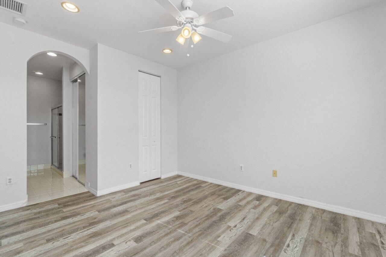 406 Lake Monterey Circle, Boynton Beach, FL 33426 Photo