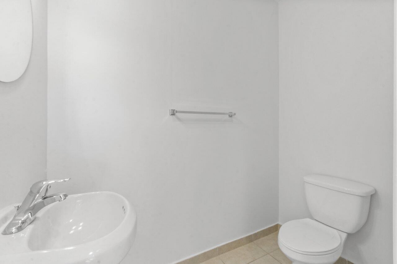 406 Lake Monterey Circle, Boynton Beach, FL 33426 Photo