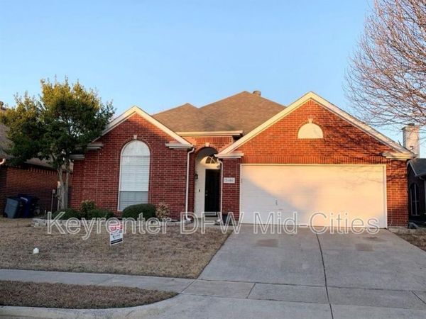 2606 Lonesome Oak Drive, Corinth, TX 76208