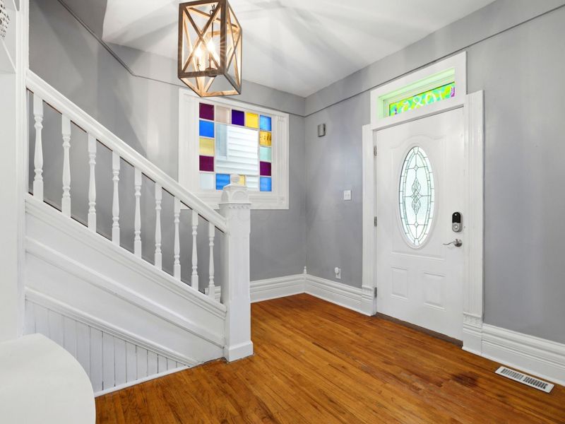 1085 Oregon Avenue, Columbus, OH 43201 Photo 6