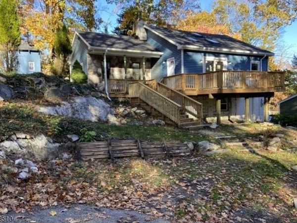 20 Paterson Rd, West Milford, NJ 07421