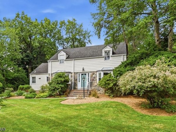 419 Sicomac Ave, Wyckoff, NJ 07481