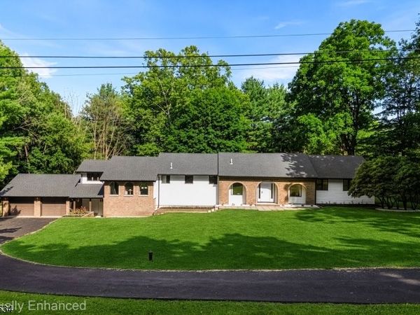 107 Scudders Rd, Sparta, NJ 07871