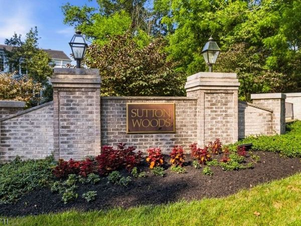138 Terrace Dr, Chatham, NJ 07928