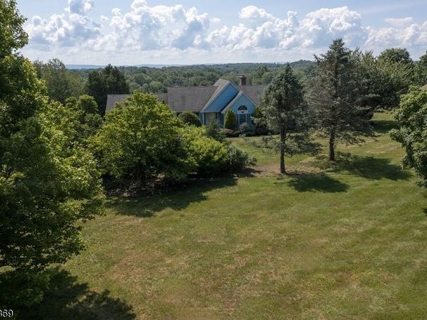 131 Holland Rd, Wantage, NJ 07461