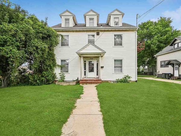 728 Bowery Street, Iowa City, IA 52240