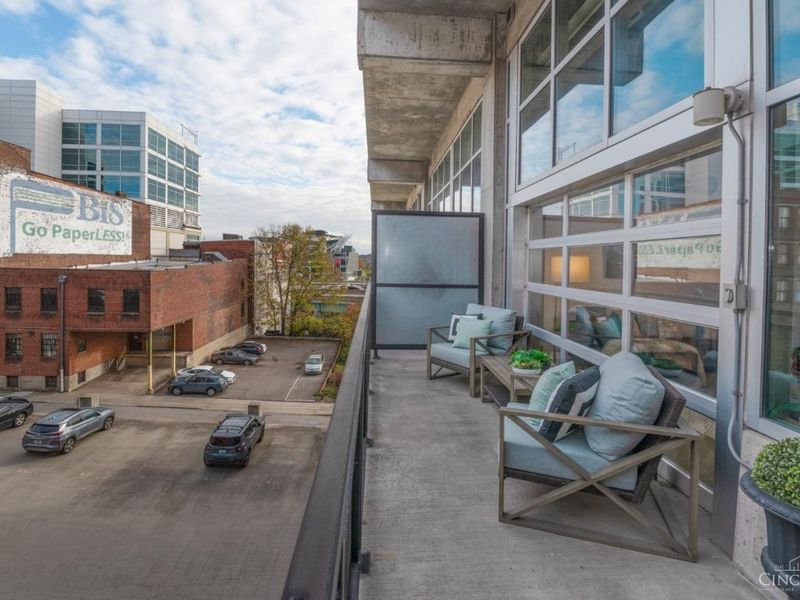 353 W Fourth Street, Unit 310, Cincinnati, OH 45202 Photo 10