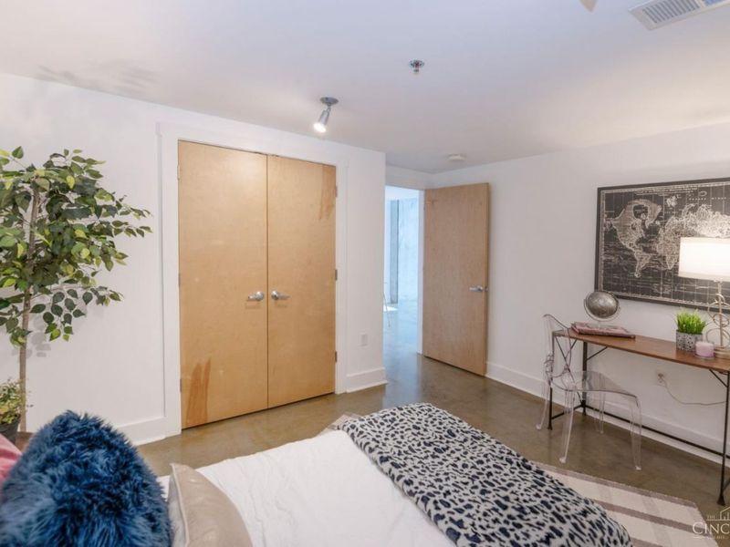 353 W Fourth Street, Unit 310, Cincinnati, OH 45202 Photo 26