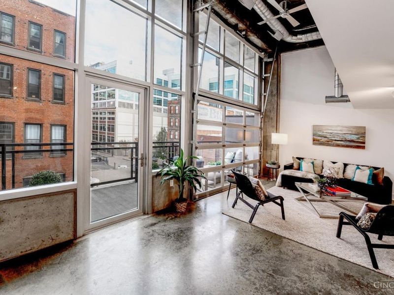 353 W Fourth Street, Unit 310, Cincinnati, OH 45202 Photo 6