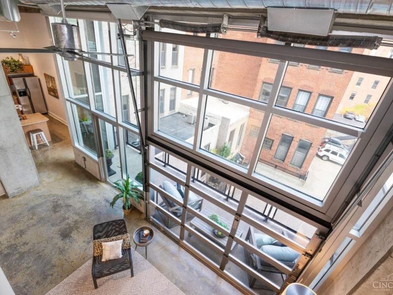 353 W Fourth Street, Unit 310, Cincinnati, OH 45202 Photo 9