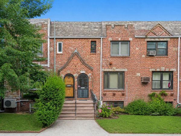 9530 67th Avenue , Rego Park, NY 11374