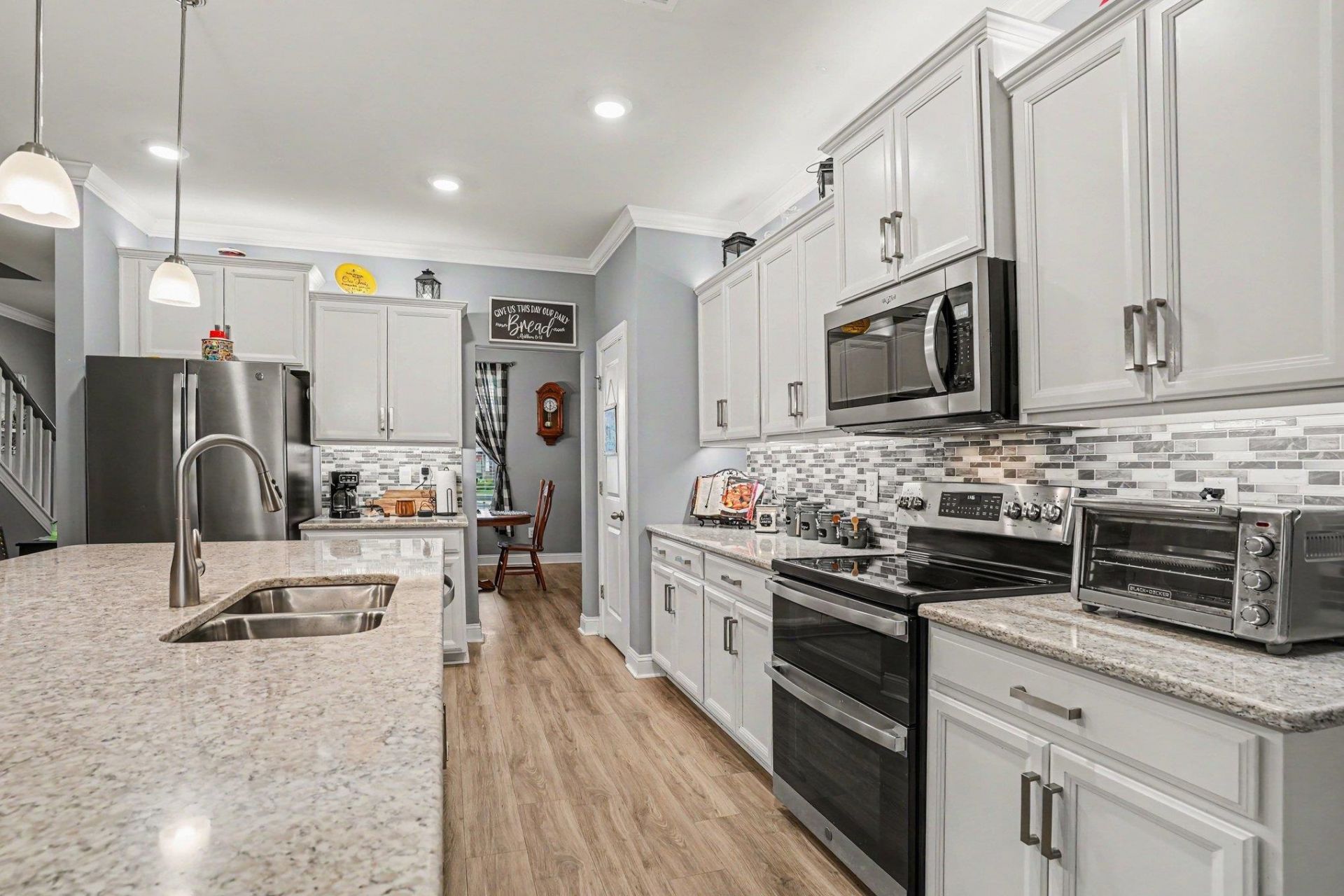 1012 Desert Wheatgrass Dr. Photo 11