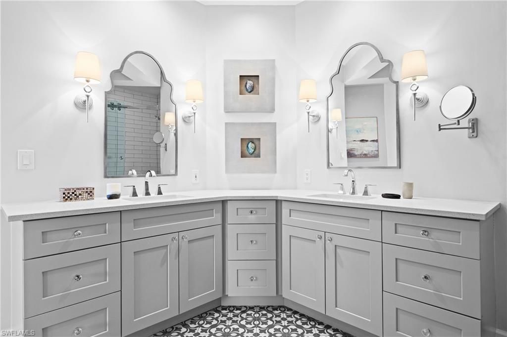 142 Colonade Cir , Unit 701, Naples, FL 34103 Photo