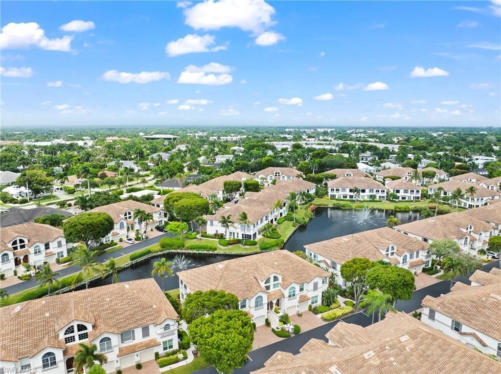 142 Colonade Cir , Unit 701, Naples, FL 34103 Photo