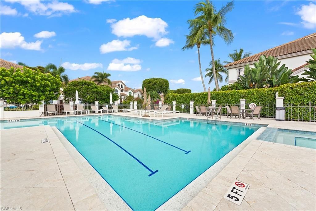142 Colonade Cir , Unit 701, Naples, FL 34103 Photo