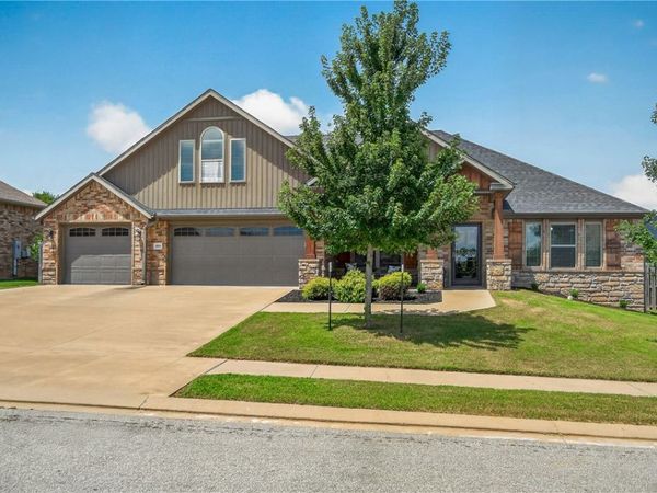 4606 SW Kameron Avenue , Bentonville, AR 72713