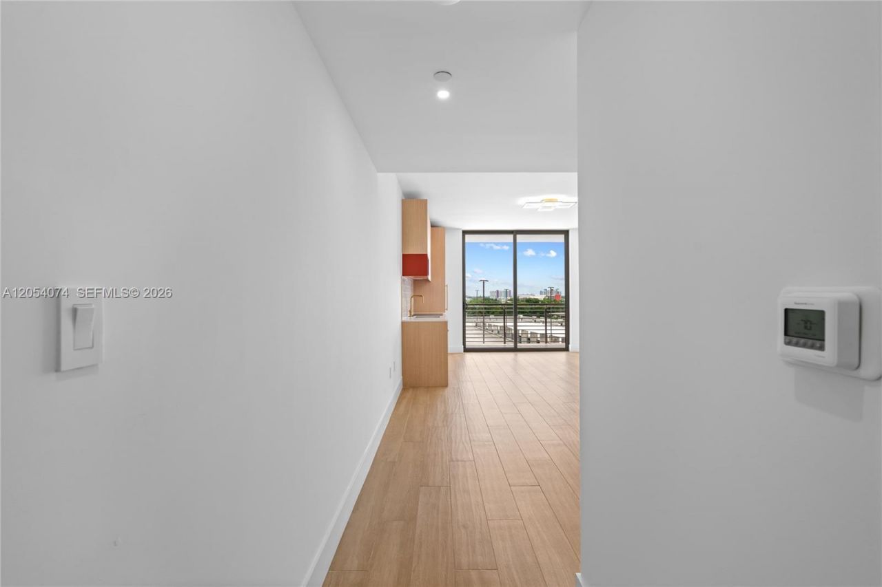 90 NE 32nd St , Unit 722, Miami, FL 33137 Photo