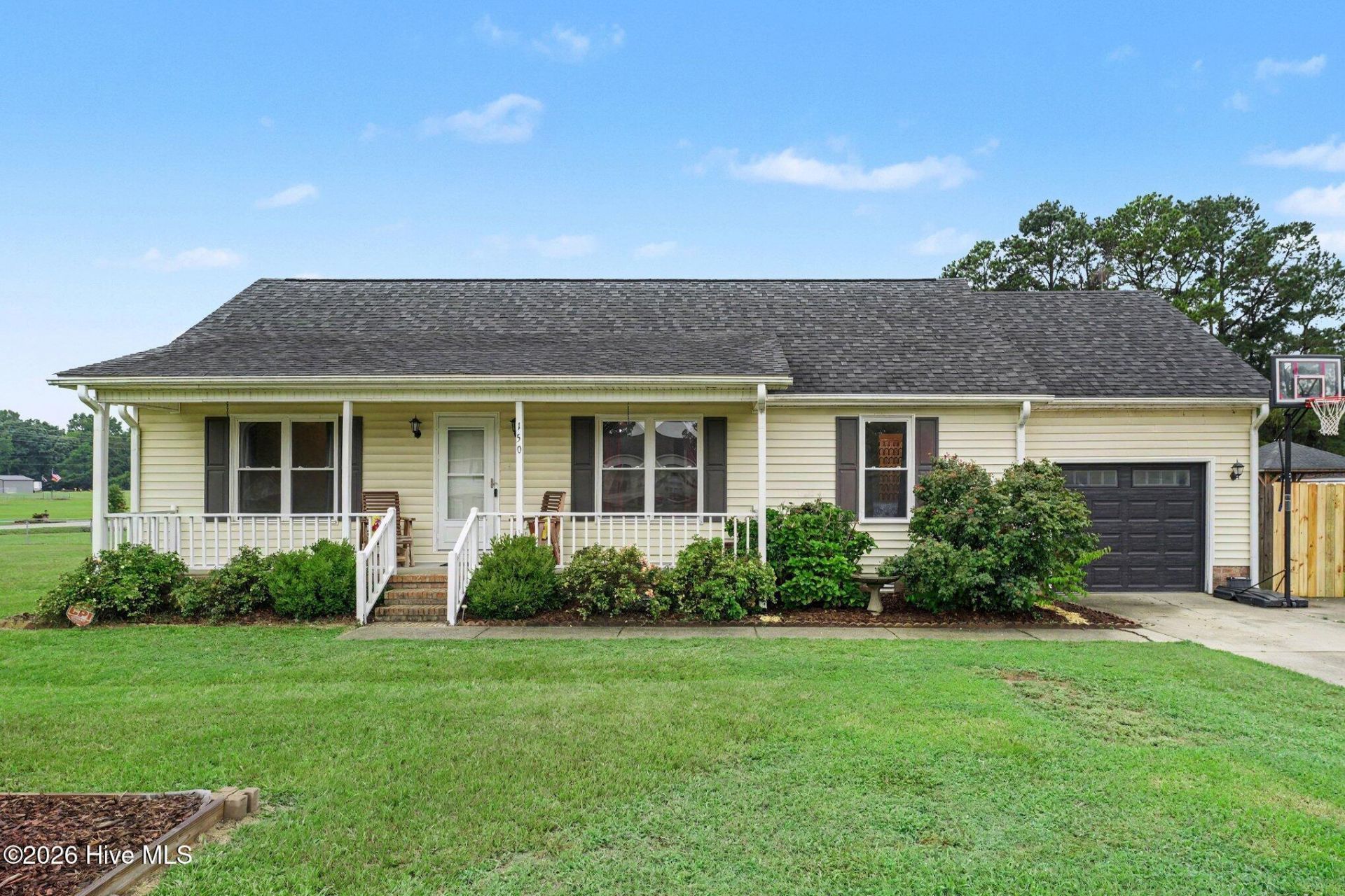 150 Pate Circle, Goldsboro, NC 27530 Main Photo