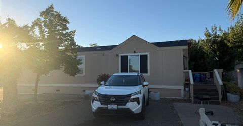 820 N Lincoln Way #35, Galt, CA 95632 Photo