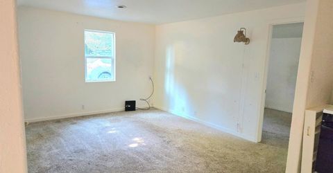 10379 Carey Dr, Grass Valley, CA 95945 Photo