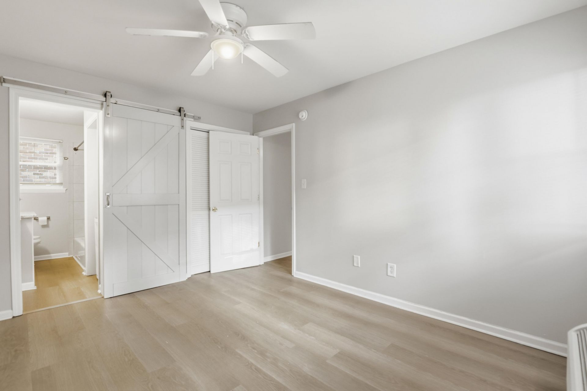 2107 Rondo Street Photo 10