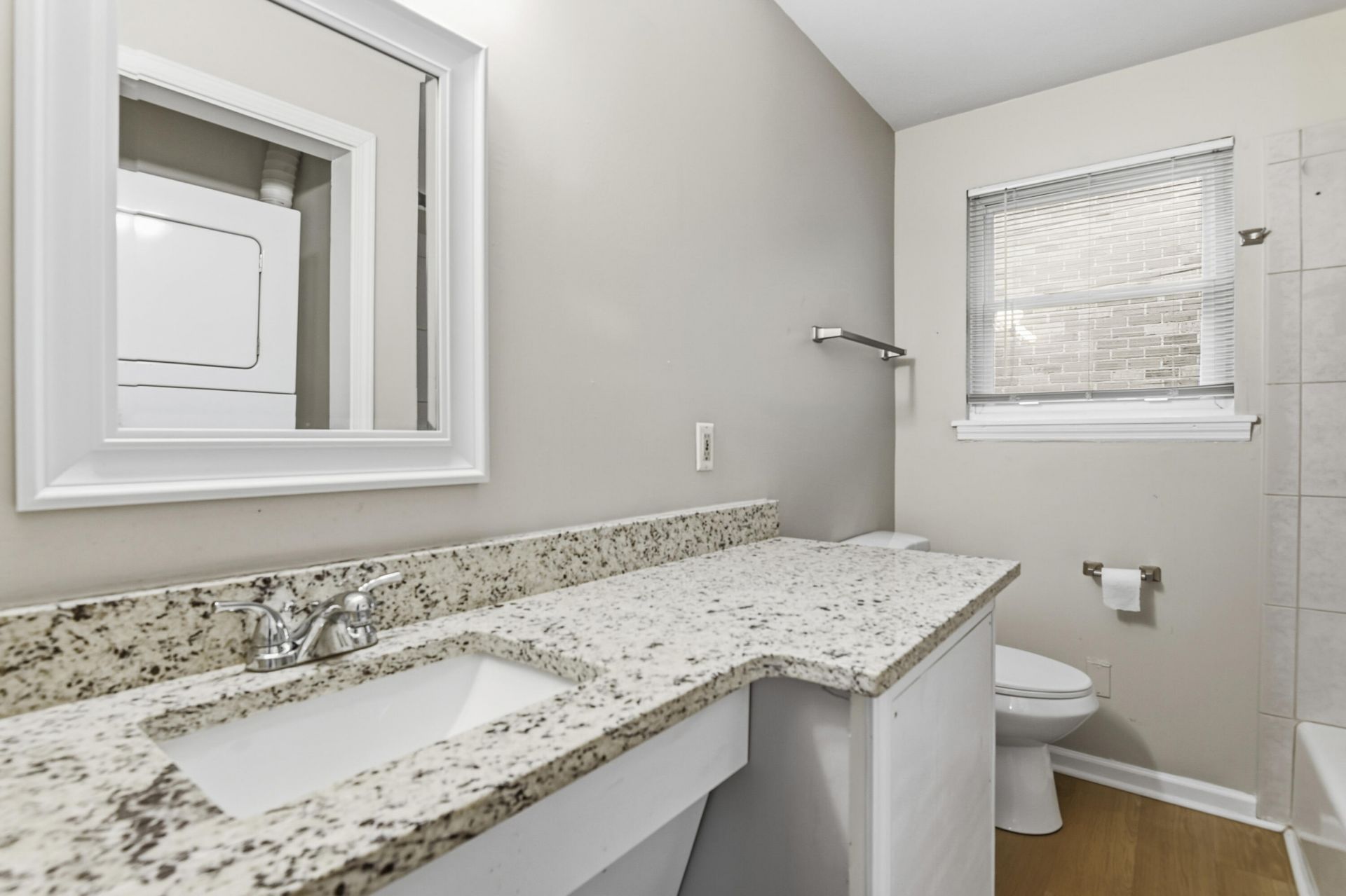 2107 Rondo Street Photo 12