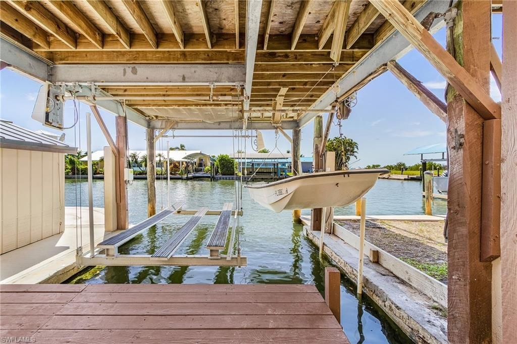 2272 York Rd, Saint James City, FL 33956 Photo