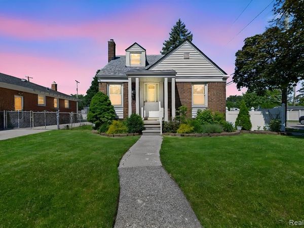 7604 Robinson Avenue , Allen Park, MI 48101