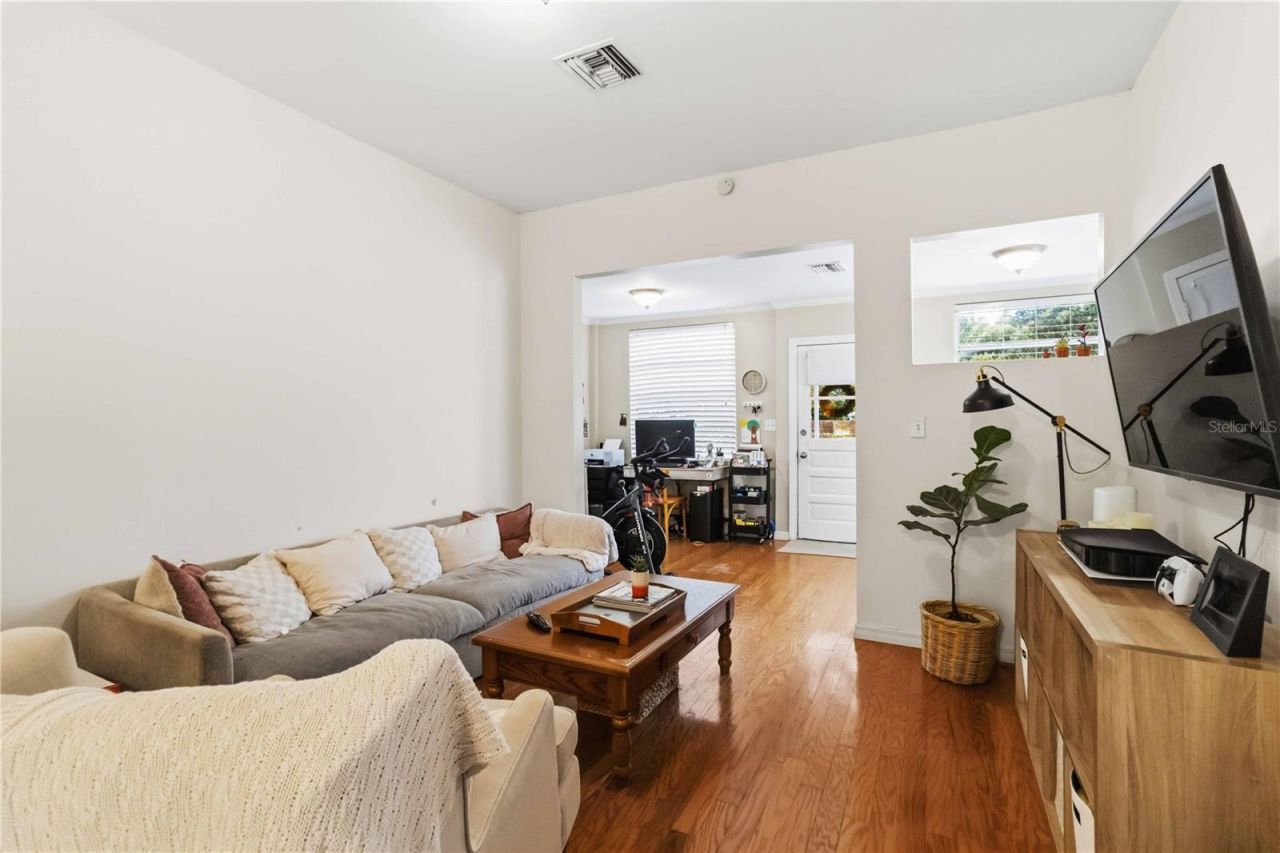 2442 Novus Street, Sarasota, FL 34237 Photo