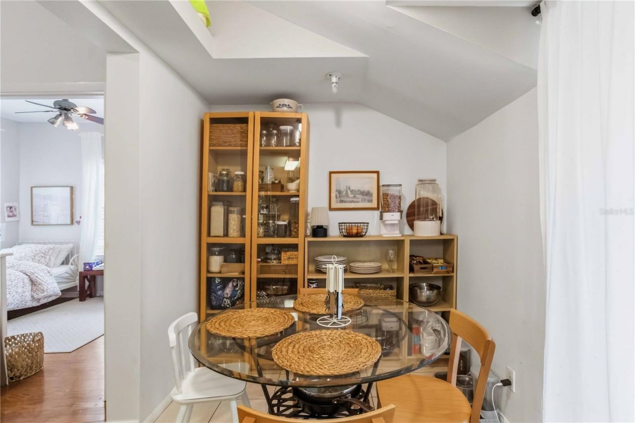 2442 Novus Street, Sarasota, FL 34237 Photo