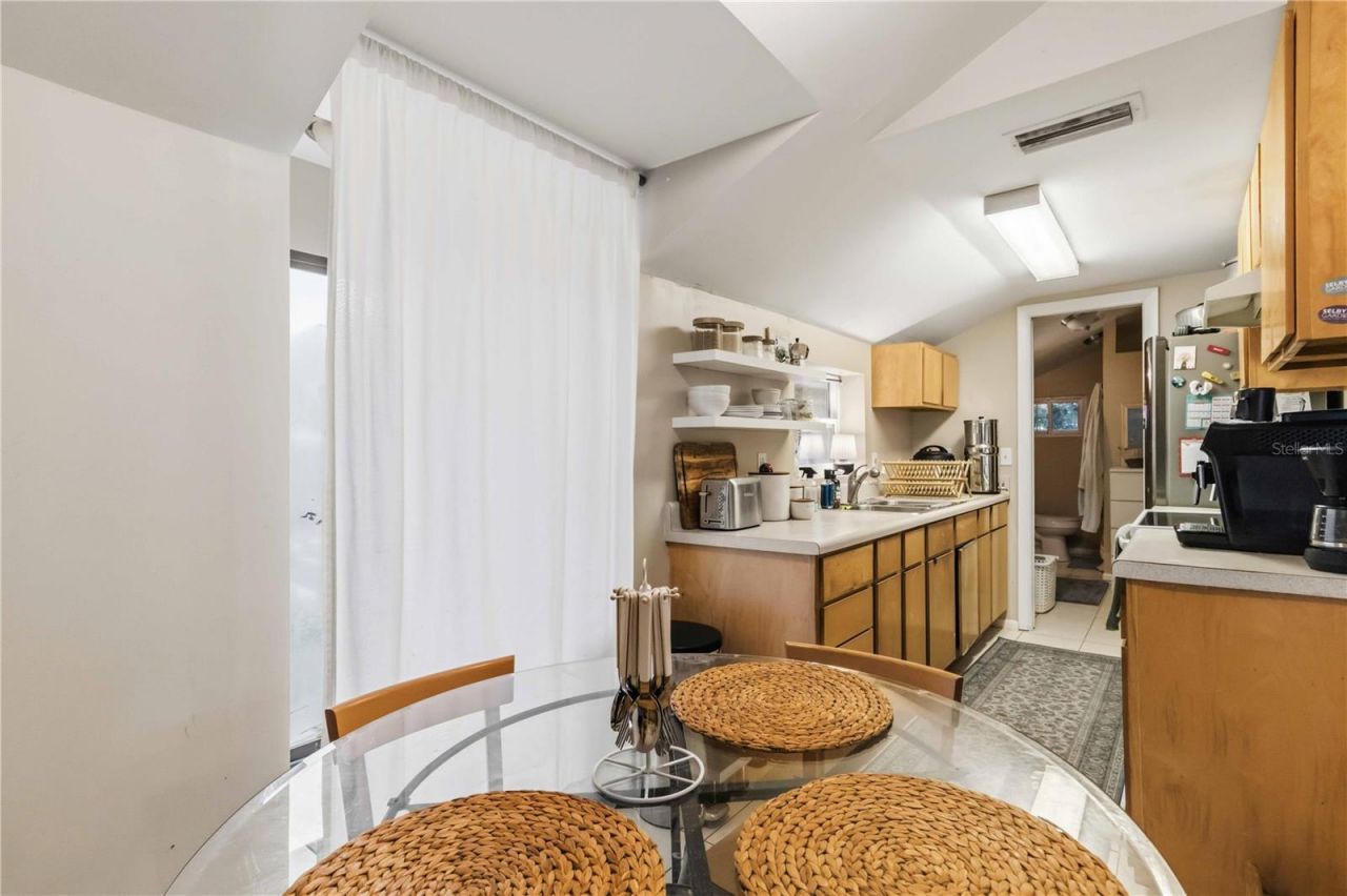 2442 Novus Street, Sarasota, FL 34237 Photo