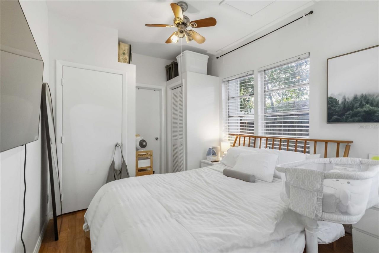 2442 Novus Street, Sarasota, FL 34237 Photo