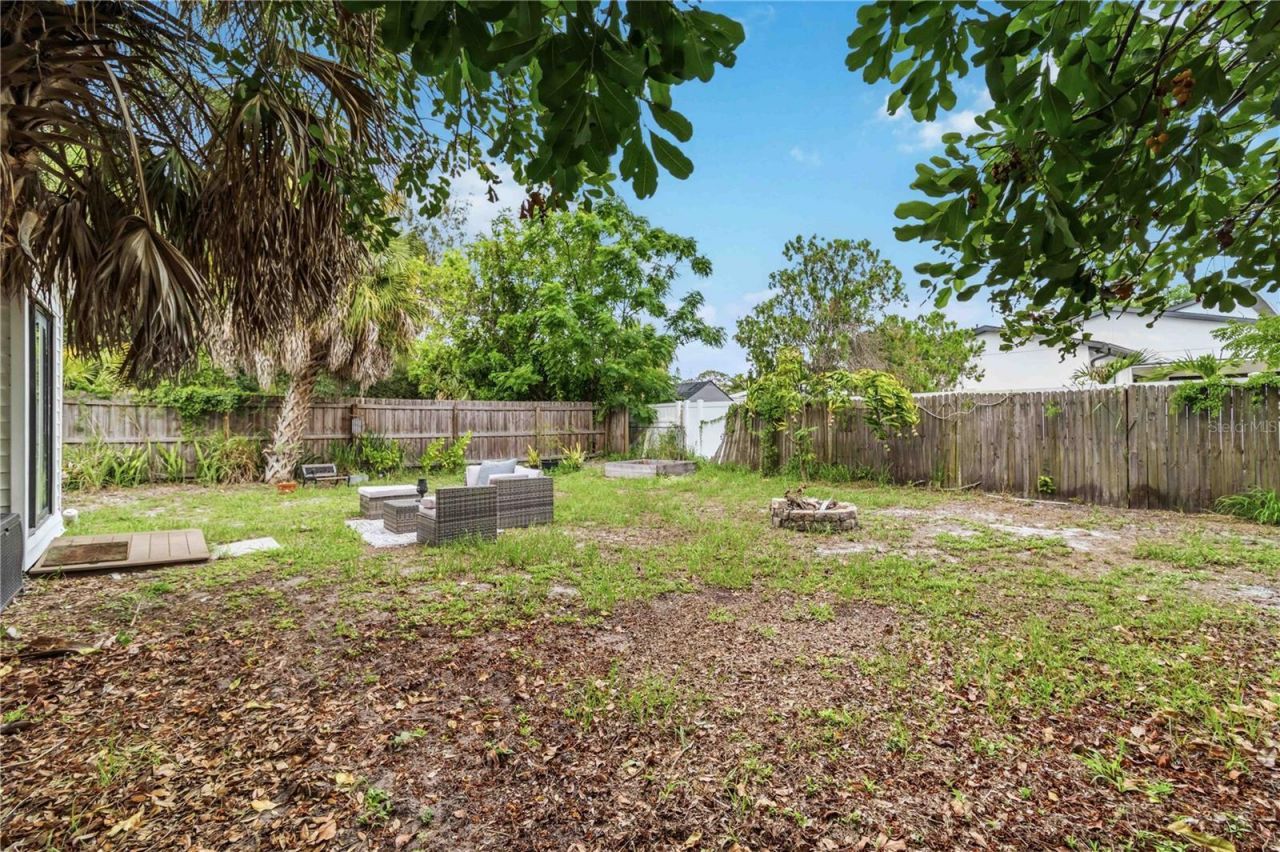 2442 Novus Street, Sarasota, FL 34237 Photo