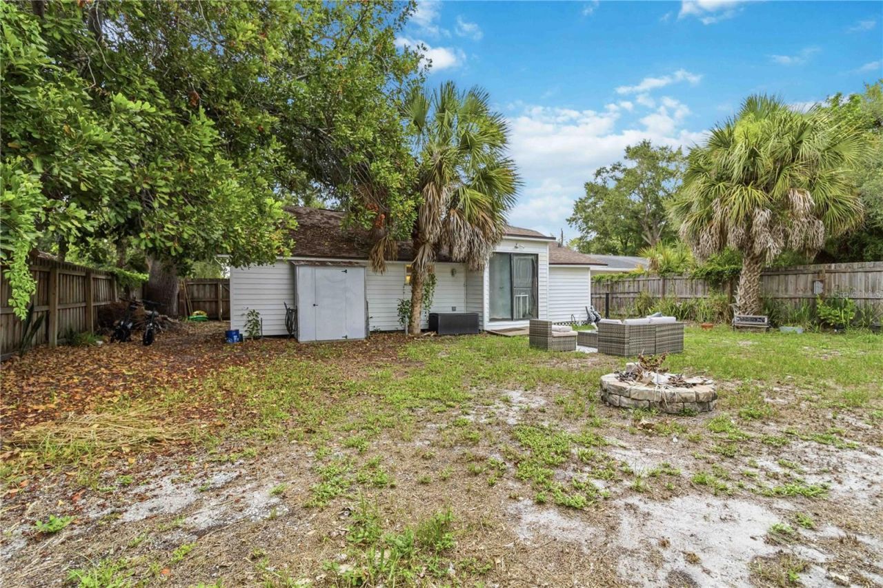 2442 Novus Street, Sarasota, FL 34237 Photo