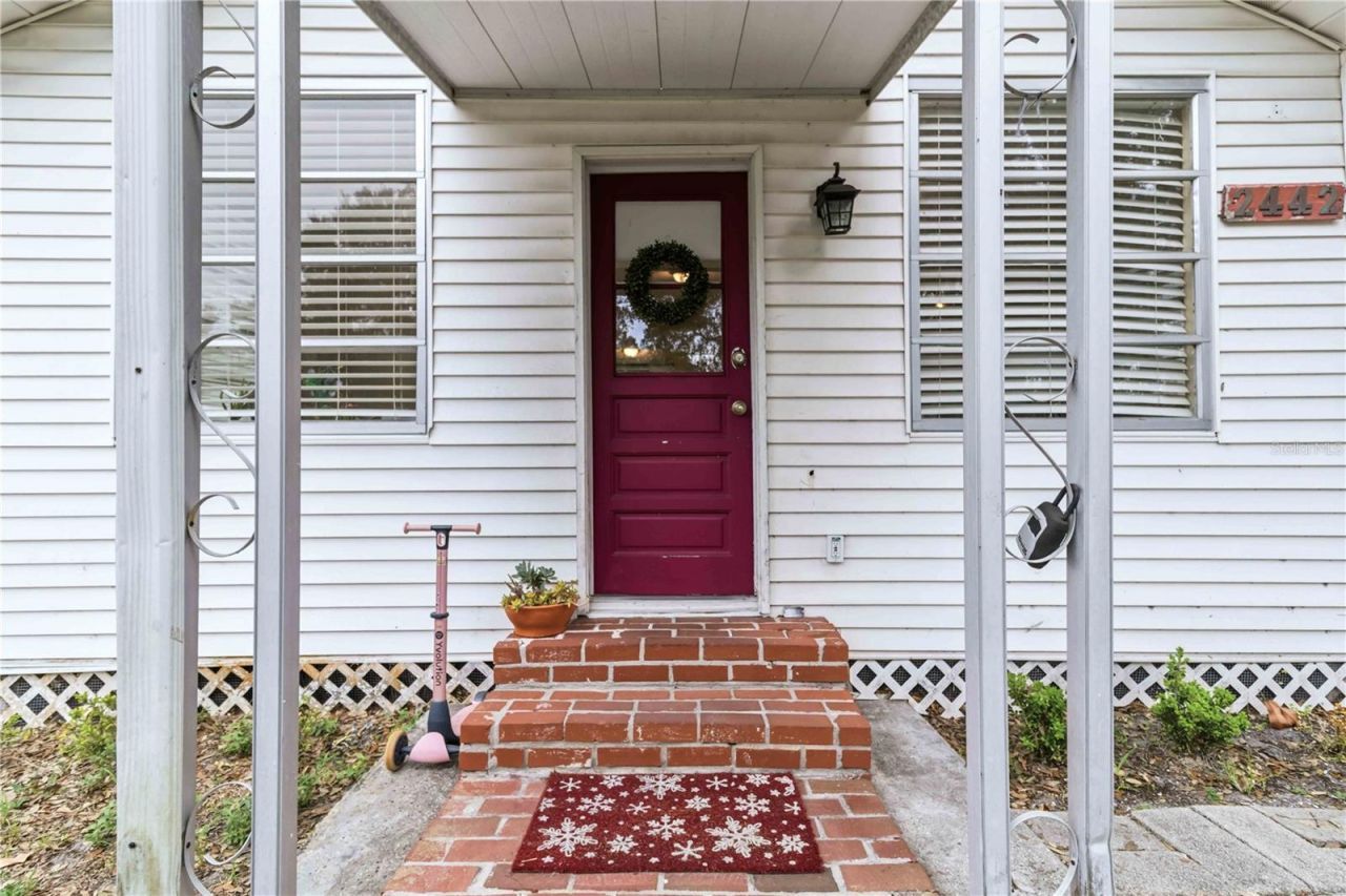 2442 Novus Street, Sarasota, FL 34237 Photo